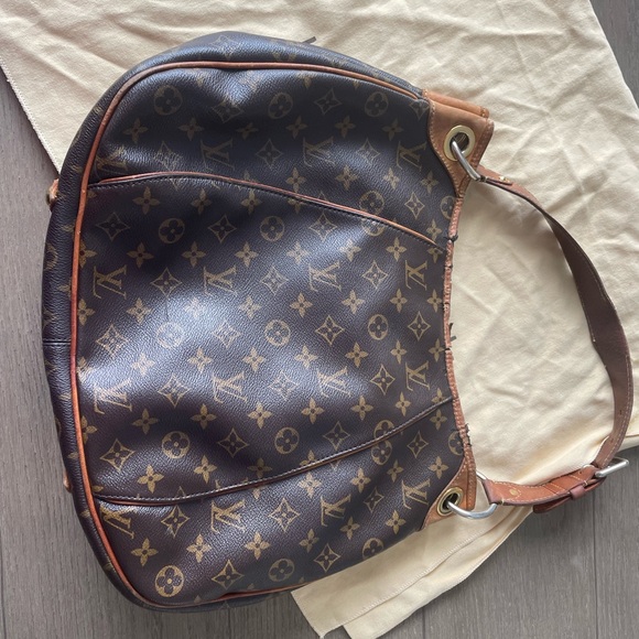 Louis Vuitton discontinued galliera GM authentic. Very loved, needs some TLC. - Picture 2 of 7